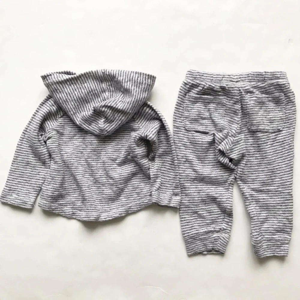 Gymboree stripe Henley hooded sweatshirt EUC 12-18m / jogger EUC 18-24m set